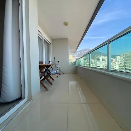 Four-bedroom By The Sea * 알란야